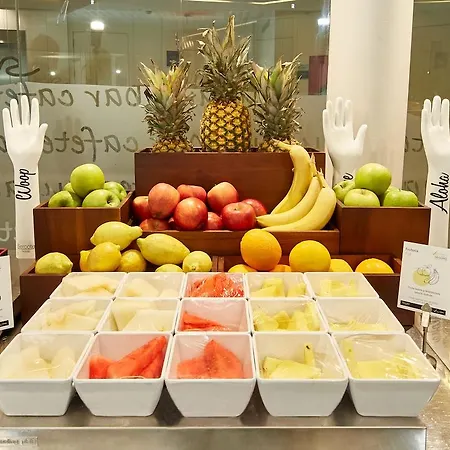瓦利阿多里德塞尔科特酒店 酒店 4*