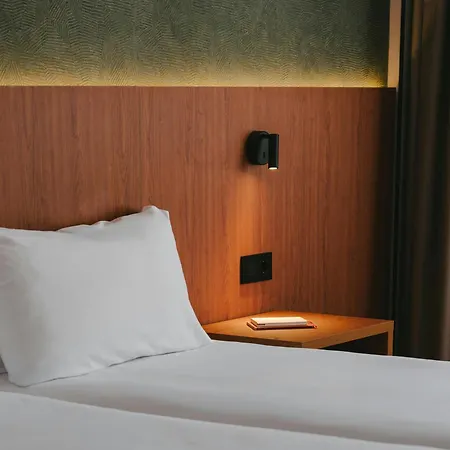 فندق Sercotel 4*