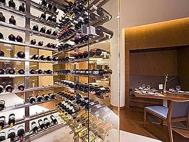 瓦利阿多里德塞尔科特酒店 酒店 4*